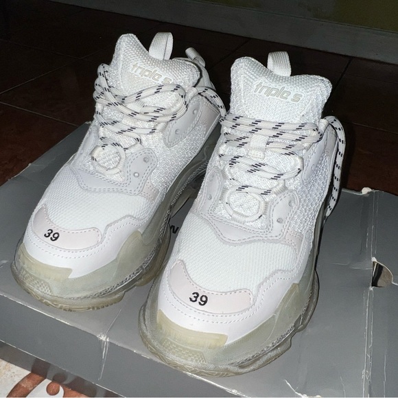 Balenciaga triple S - Picture 6 of 13